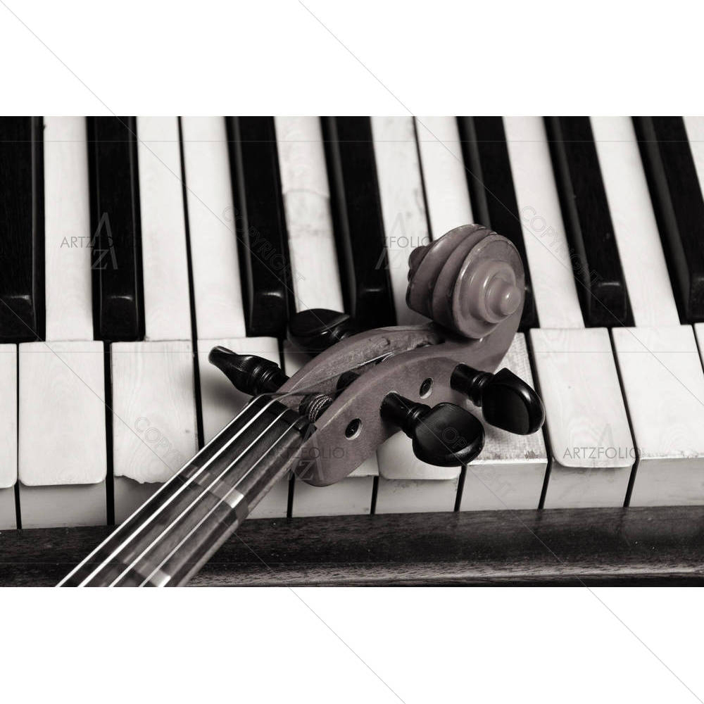 Old Piano & Violin — custom-size art design 5000104