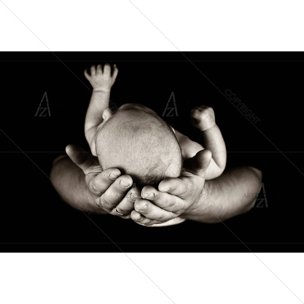 Father Holding His Little Boy — custom-size art design 5001243