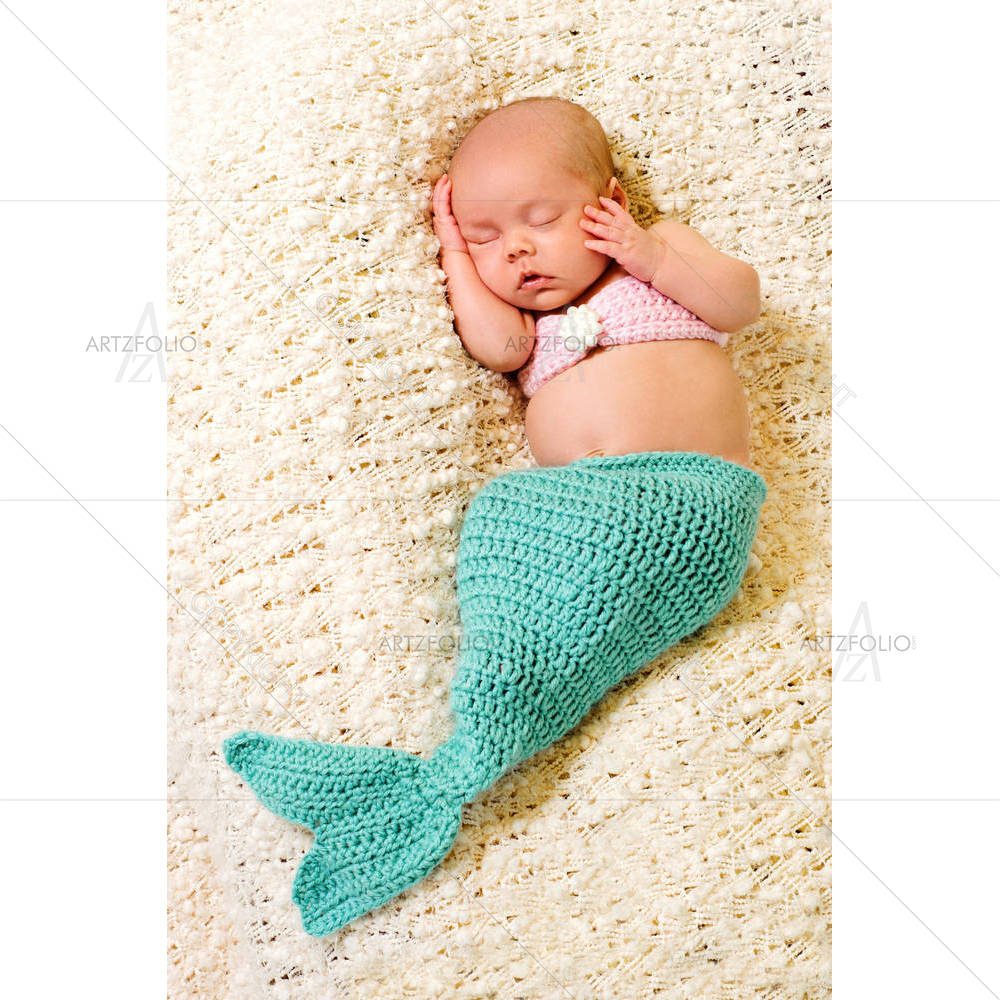 Newborn Baby Girl D1 — custom-size art design 5001636