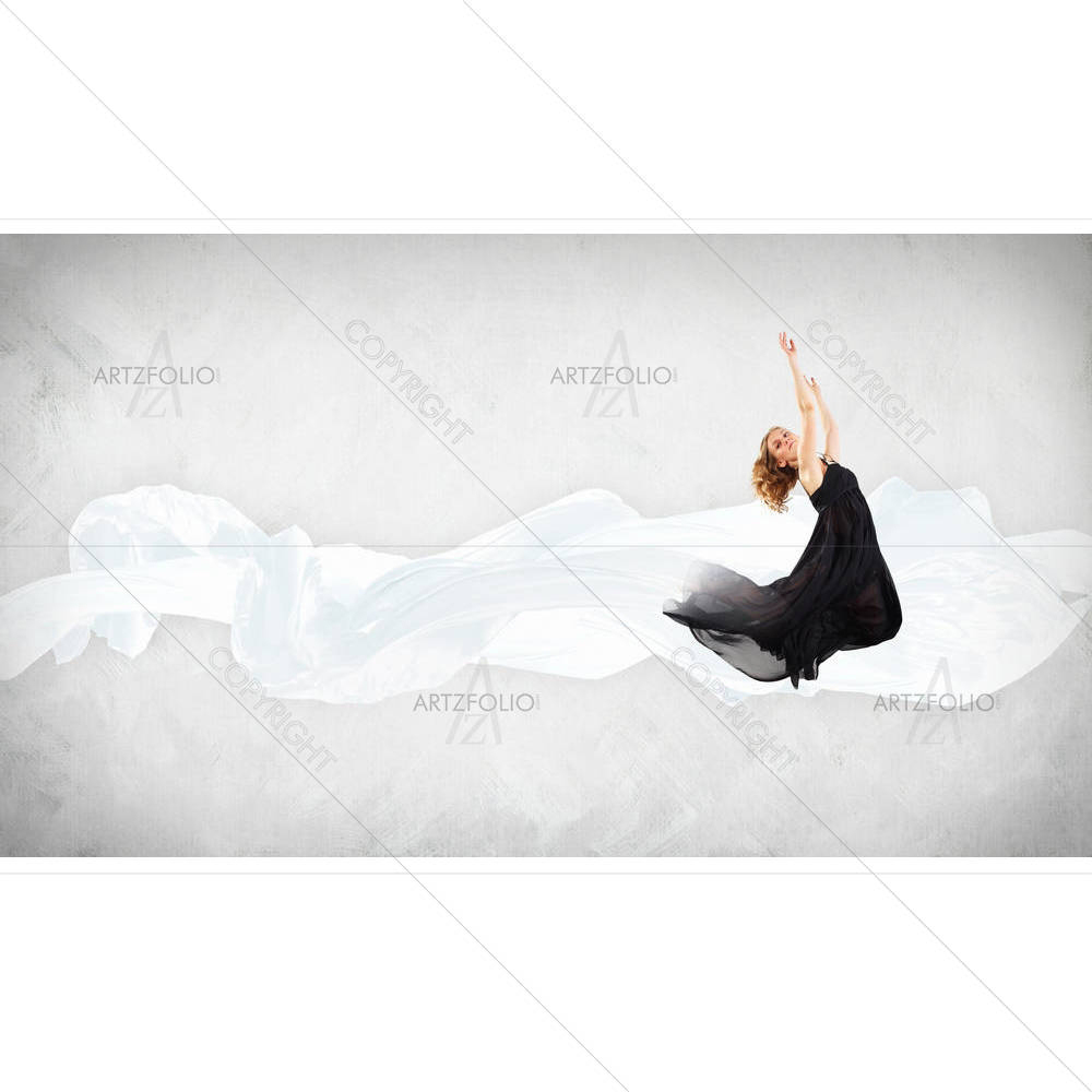 Dancing Woman — custom-size art design 5001753