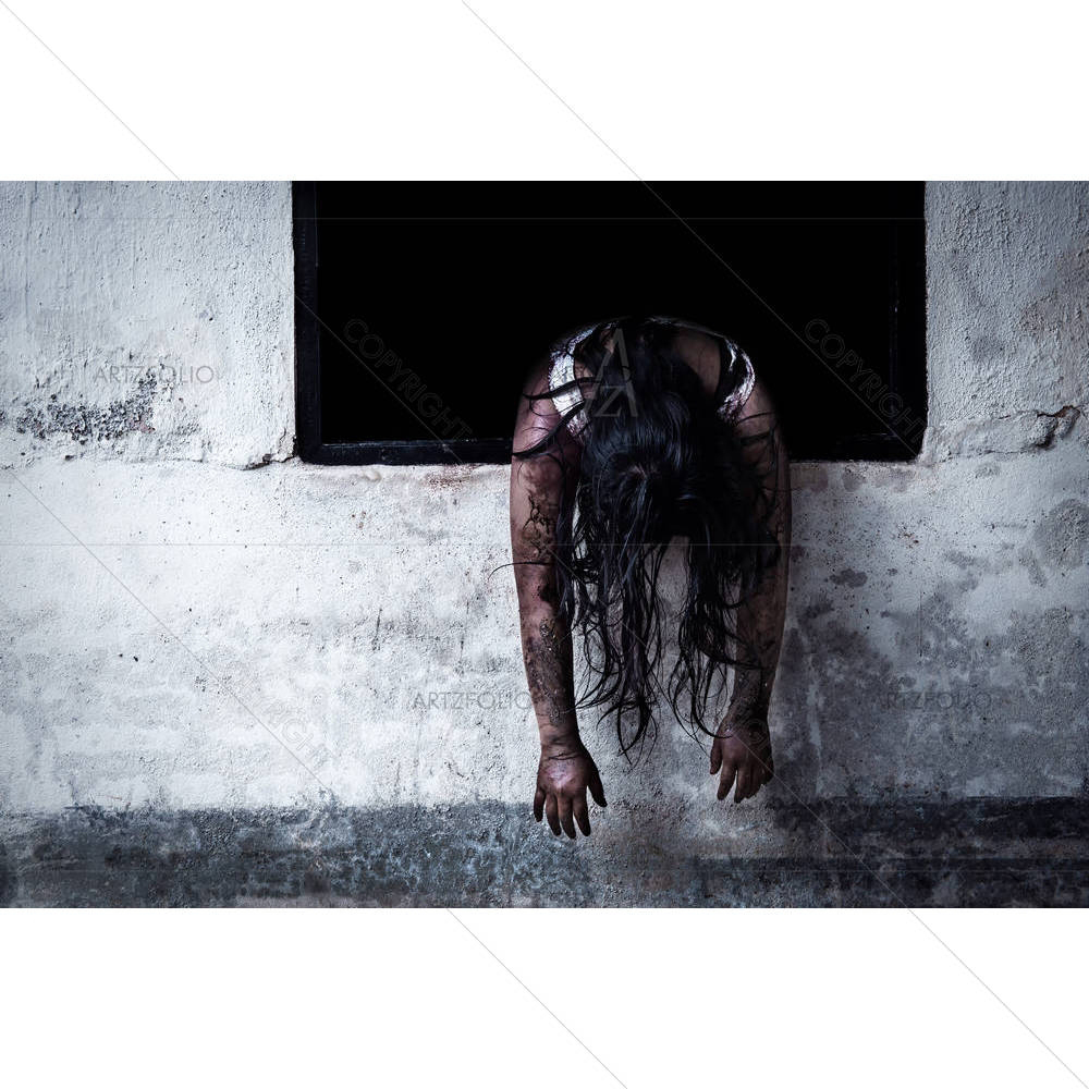 Zombie Girl In Haunted House — custom-size art design 5003674