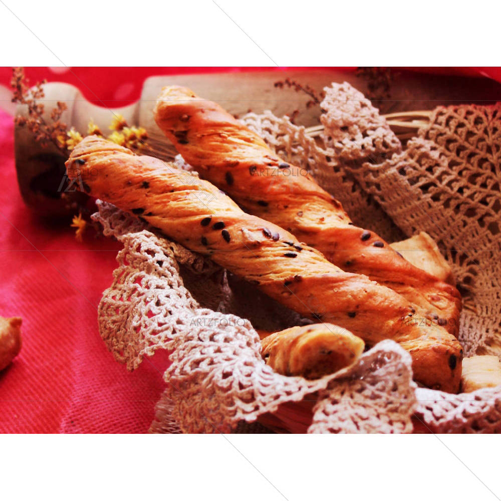 Fresh Breads With Seeds — custom-size art design 5004594