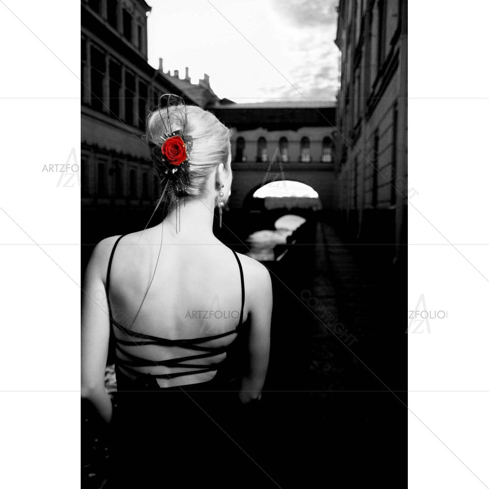 Girl In Old City — custom-size art design 5005691