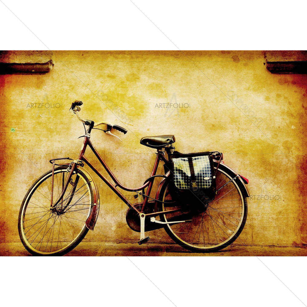 Old Retro Bicycle, Italy — Ancient custom art by ArtzFolio