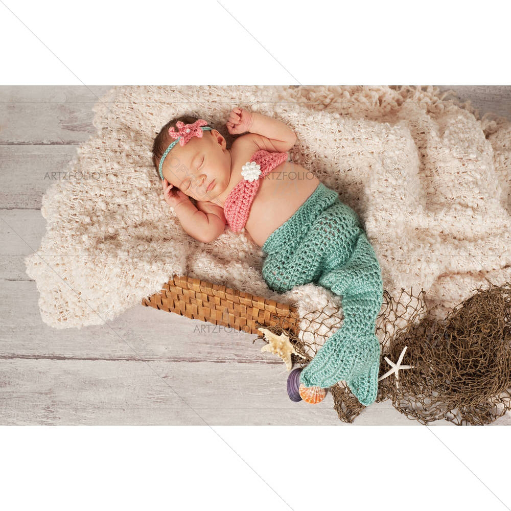 Newborn Baby Girl D17 — custom-size art design 5006214