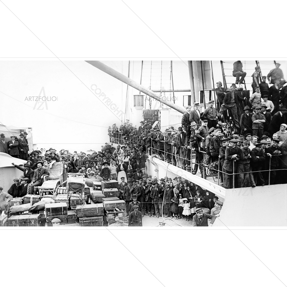 European Immigrants Crowd and Their Luggage — custom-size art design 5010181