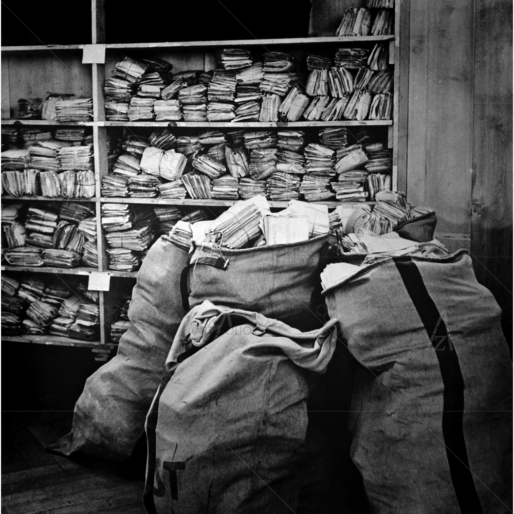 Mails at International Red Cross, Nov 1940 — custom-size art design 5010204