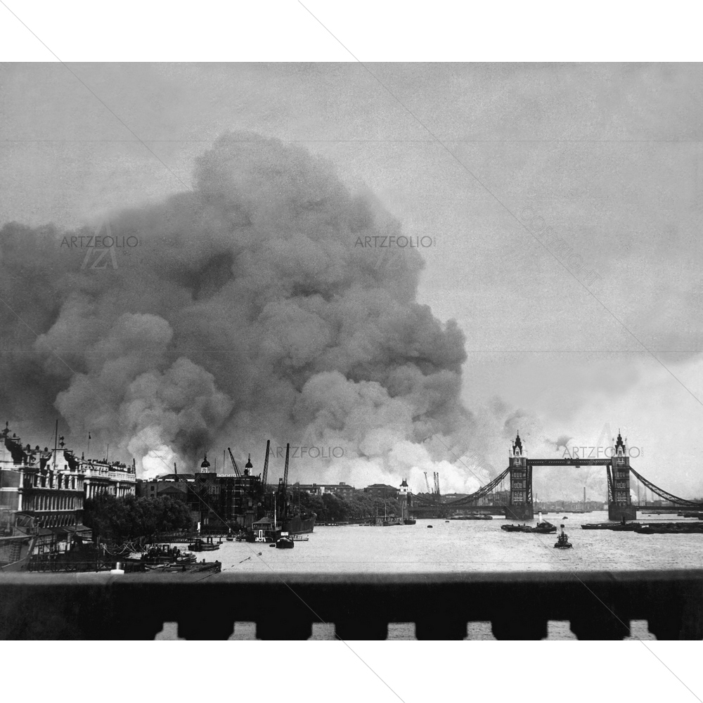 First Mass German Air Raid On London, WW2, Sept 1940 — custom-size art design 5010244