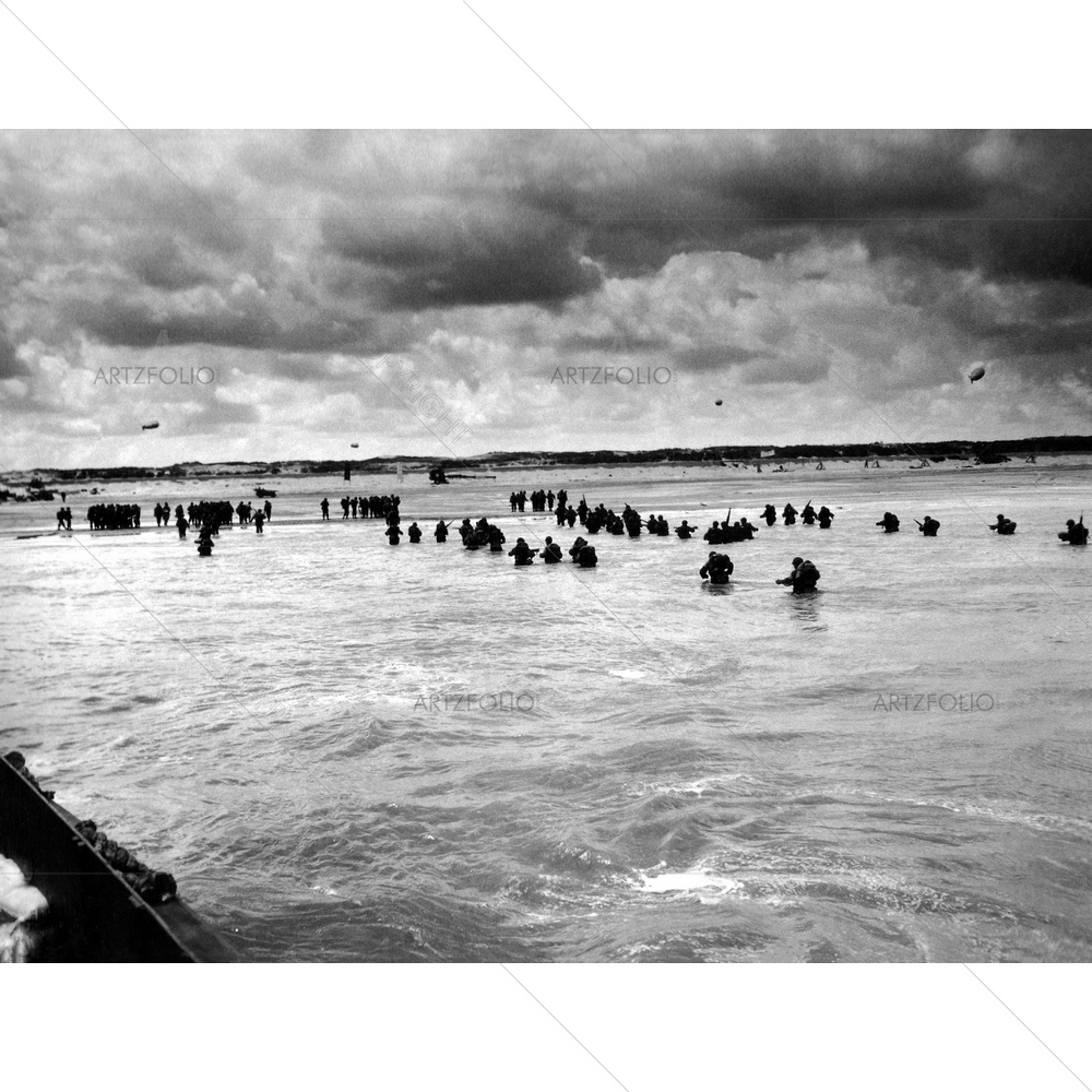 US Troops Wading to Utah Beach, June 6-8, 1944 — Devotional custom art by ArtzFolio