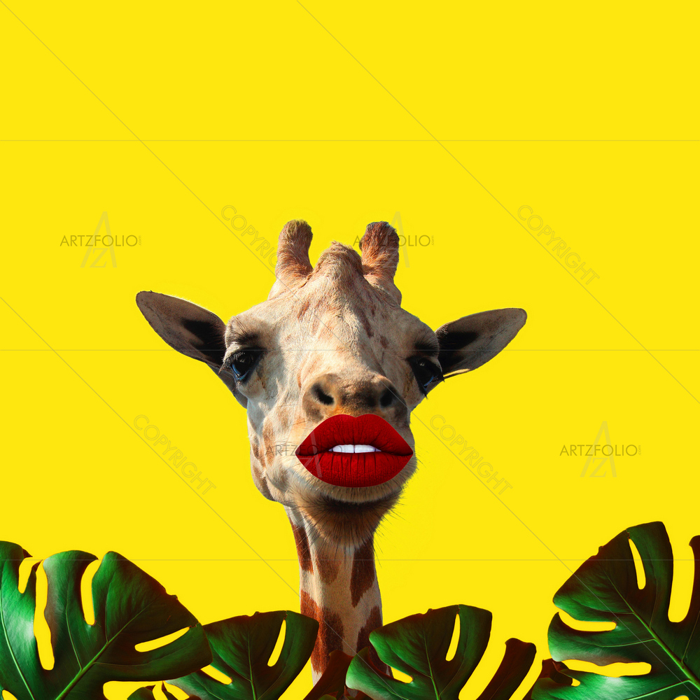Giraffe with Big Lips — custom-size art design 5013172