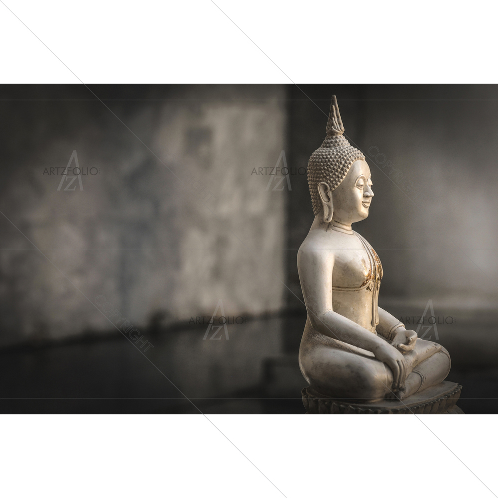 Calm Lord Buddha — custom-size art design 5014525